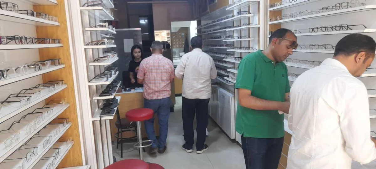 تشميع 80 محلًا بمركزي أبوقرقاص ومغاغة ومدينة المنيا لمزاولتها النشاط بدون ترخيص
